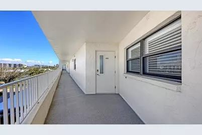 5770 Midnight Pass Road #404, Sarasota, FL 34242 - Photo 2