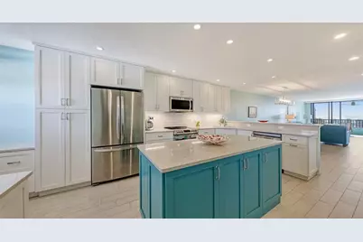 5770 Midnight Pass Road #404, Sarasota, FL 34242 - Photo 4