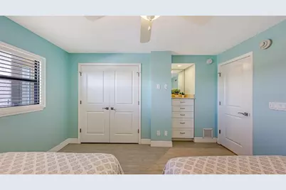 5770 Midnight Pass Road #404, Sarasota, FL 34242 - Photo 20