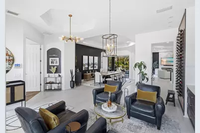 8051 36th Street Circle E, Sarasota, FL 34243 - Photo 10