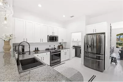 8051 36th Street Circle E, Sarasota, FL 34243 - Photo 22