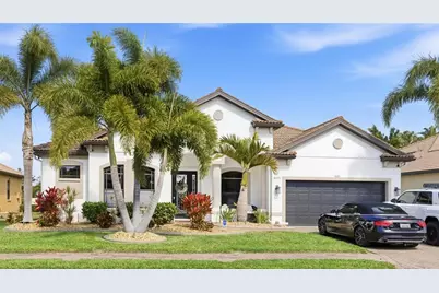 8051 36th Street Circle E, Sarasota, FL 34243 - Photo 2