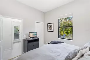 8051 36th St Cir E, Sarasota, FL 34243 - Photo 36