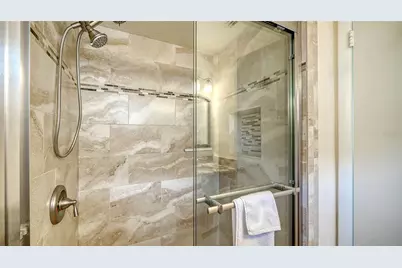 2721 Riverbluff Place #V-50, Sarasota, FL 34231 - Photo 20