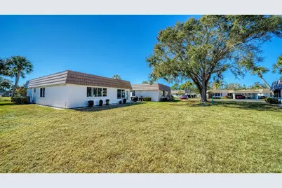 2721 Riverbluff Place #V-50, Sarasota, FL 34231 - Photo 28