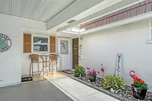 2721 Riverbluff Pl, Sarasota, FL 34231 - Photo 2