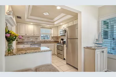 2721 Riverbluff Place #V-50, Sarasota, FL 34231 - Photo 14