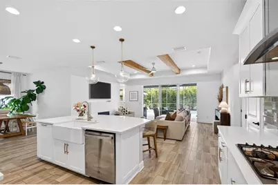 2119 Woodleaf Hammock Court, Lakewood Ranch, FL 34211 - Photo 14