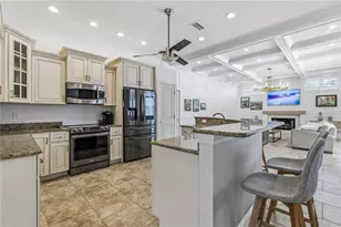 4822 Hamlets Grv Dr, Sarasota, FL 34235 - Photo 22