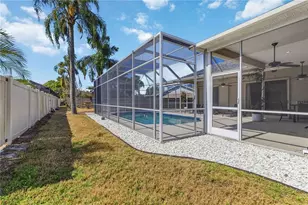 4822 Hamlets Grv Dr, Sarasota, FL 34235 - Photo 44