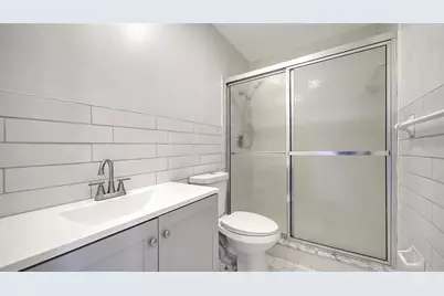 7880 Palm Aire Lane #203, Sarasota, FL 34243 - Photo 32