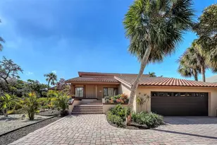 3131 Bayou Sound, Longboat Key, FL 34228 - Photo 2