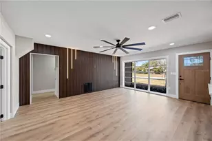 2770 Wood St, Sarasota, FL 34237 - Photo 16