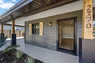 2770 Wood St, Sarasota, FL 34237 - Photo 8