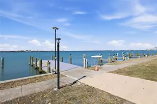 765 John Ringling Blvd, Sarasota, FL 34236 - Photo 32