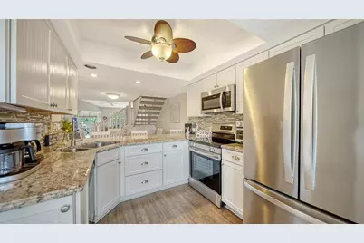 1350 Siesta Bayside Drive #1350B, Sarasota, FL 34242 - Photo 6