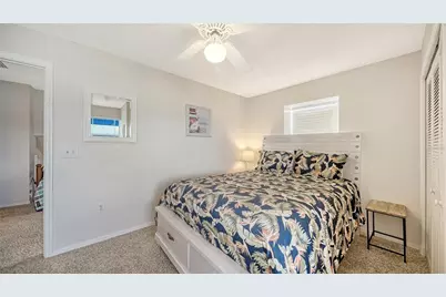 1350 Siesta Bayside Drive #1350B, Sarasota, FL 34242 - Photo 30