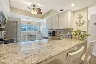 1350 Siesta Bayside Dr, Sarasota, FL 34242 - Photo 8