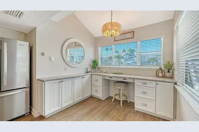 1350 Siesta Bayside Drive #1350B, Sarasota, FL 34242 - Photo 4