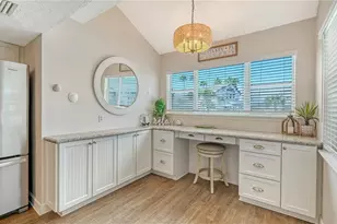 1350 Siesta Bayside Dr, Sarasota, FL 34242 - Photo 4