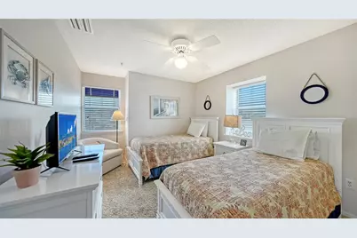 1350 Siesta Bayside Drive #1350B, Sarasota, FL 34242 - Photo 32