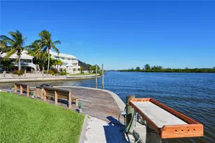 1350 Siesta Bayside Dr, Sarasota, FL 34242 - Photo 40