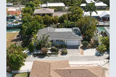 550 De Narvaez Drive, Longboat Key, FL 34228 - Photo 4