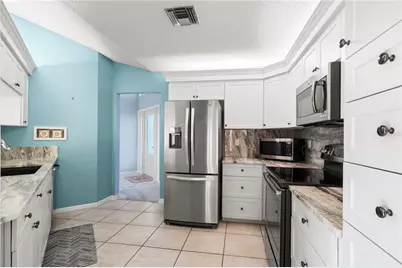 5110 86th Street Court W, Bradenton, FL 34210 - Photo 18