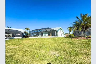 5110 86th Street Court W, Bradenton, FL 34210 - Photo 8