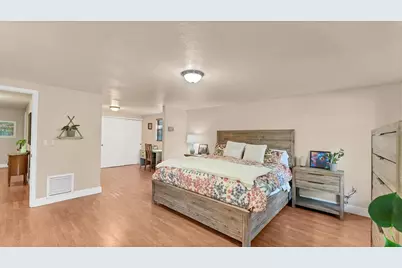 5237 Turtle Creek Lane, Sarasota, FL 34232 - Photo 12