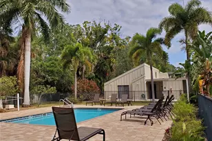 2224 Bahia Vista St, Sarasota, FL 34239 - Photo 14