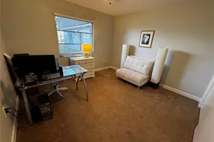 1335 Glendale Cir W, Sarasota, FL 34232 - Photo 14