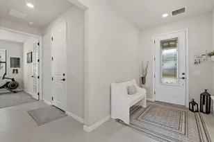 5876 Silverside Pne Ct, Lakewood Ranch, FL 34211 - Photo 18