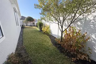 4638 Terry Town Dr, Kissimmee, FL 34746 - Photo 4