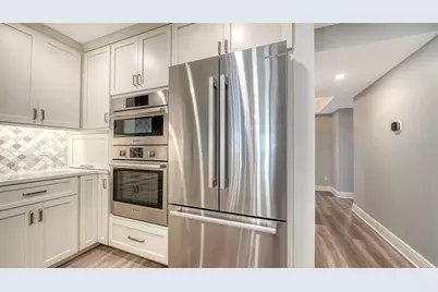5780 Midnight Pass Road #110, Sarasota, FL 34242 - Photo 6