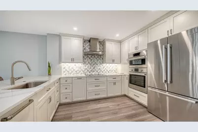 5780 Midnight Pass Road #110, Sarasota, FL 34242 - Photo 4