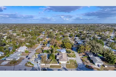 2411 Valencia Drive, Sarasota, FL 34239 - Photo 52