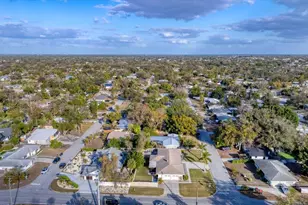 2411 Valencia Dr, Sarasota, FL 34239 - Photo 52