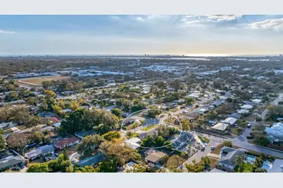 2411 Valencia Drive, Sarasota, FL 34239 - Photo 50
