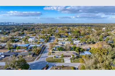 2411 Valencia Drive, Sarasota, FL 34239 - Photo 52