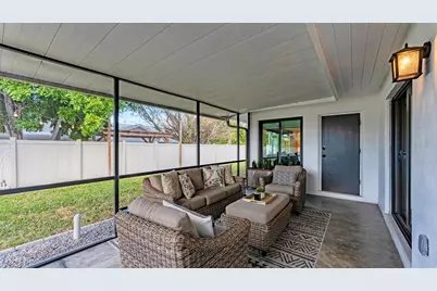 2411 Valencia Drive, Sarasota, FL 34239 - Photo 38