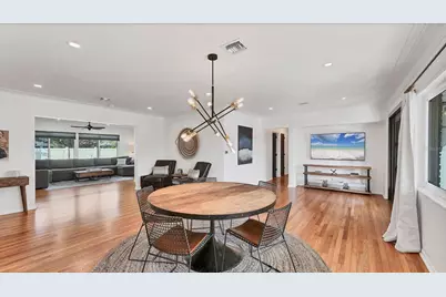 2411 Valencia Drive, Sarasota, FL 34239 - Photo 18