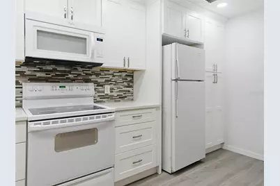 4700 SW Archer Road #D27, Gainesville, FL 32608 - Photo 8