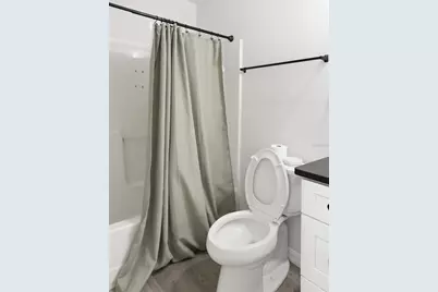 4700 SW Archer Road #D27, Gainesville, FL 32608 - Photo 12