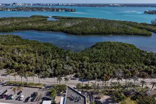 1770 Benjamin Franklin Dr, Sarasota, FL 34236 - Photo 68