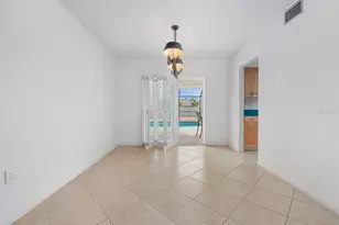 8219 Timber Lake Ln, Sarasota, FL 34243 - Photo 22