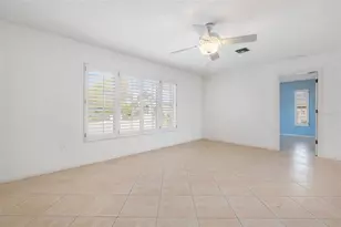 8219 Timber Lake Ln, Sarasota, FL 34243 - Photo 12