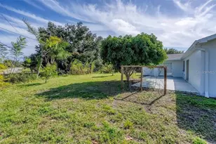 4289 Yucatan Cir, Port Charlotte, FL 33948 - Photo 32