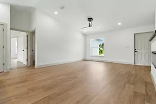 2692 Pretzel Ln, North Port, FL 34286 - Photo 8