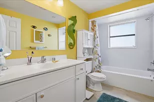 204 84th St, Holmes Beach, FL 34217 - Photo 34